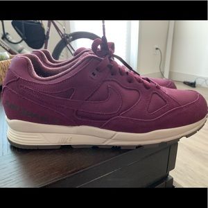 MENS NIKE AIR SPAN SIZE 9.5 WORN ONCE